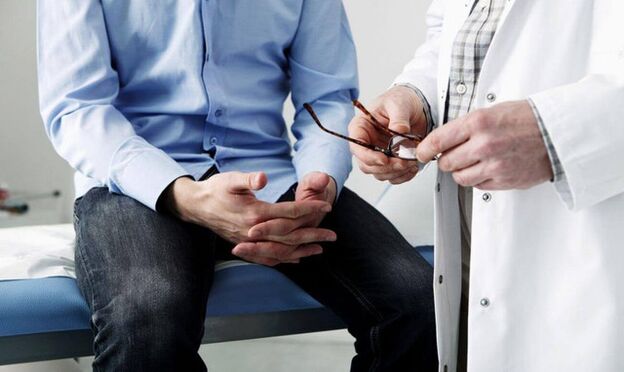 Muž u lekára so symptómami prostatitídy